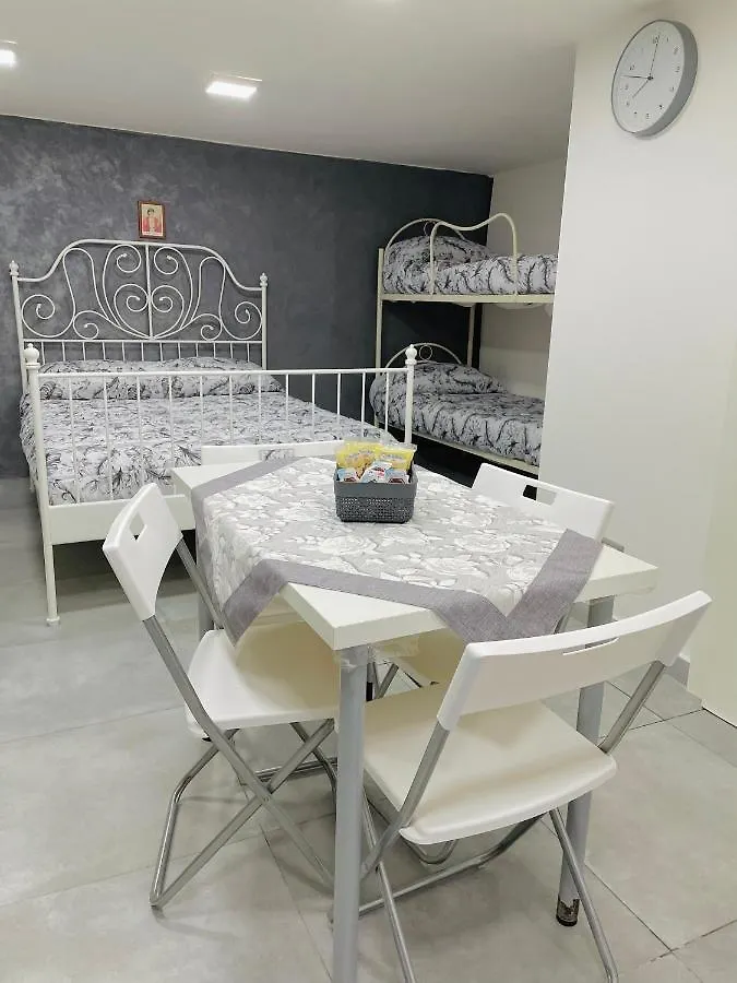 O'Vascetiello Apartment Naples Italy